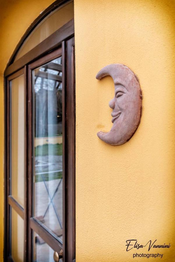 Colleoli Appartamento Sole-Luna מראה חיצוני תמונה